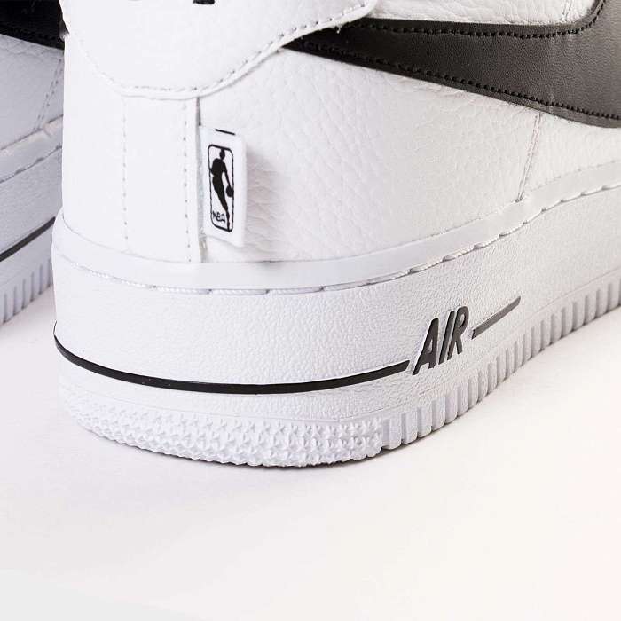 Кроссовки Nike Air Force 1 '07 LV8 823511-103